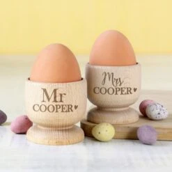 Personalised Couples Wooden Egg Cup Set -Cheap Gifts Store 735x735 fitbox P0111E19 3