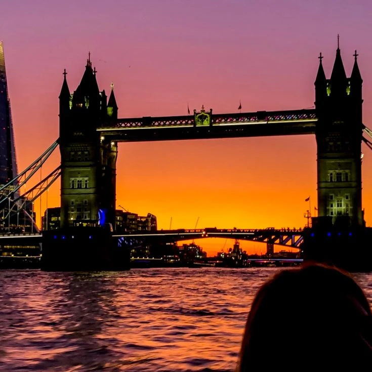 Romantic Twilight Speedboat Experience For Two - Image 3