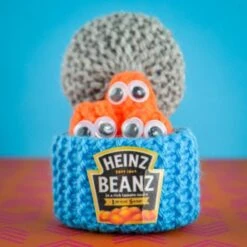 Hand Knitted Baked Beans Can With Individual Beans -Cheap Gifts Store 735x735 fitbox bwf003 hand knitted baked beans can 1