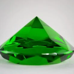 Personalised Optical Crystal Green Diamond Paperweight -Cheap Gifts Store 735x735 fitbox green paperweight 3