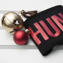 Personalised Jet Black & Crimson Socks -Cheap Gifts Store 735x735 fitbox per2499 00120161026012413362