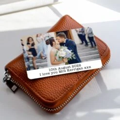 Personalised Metal Wallet Photo Cards -Cheap Gifts Store 735x735 fitbox personalised metal wallet photo cards 1 1